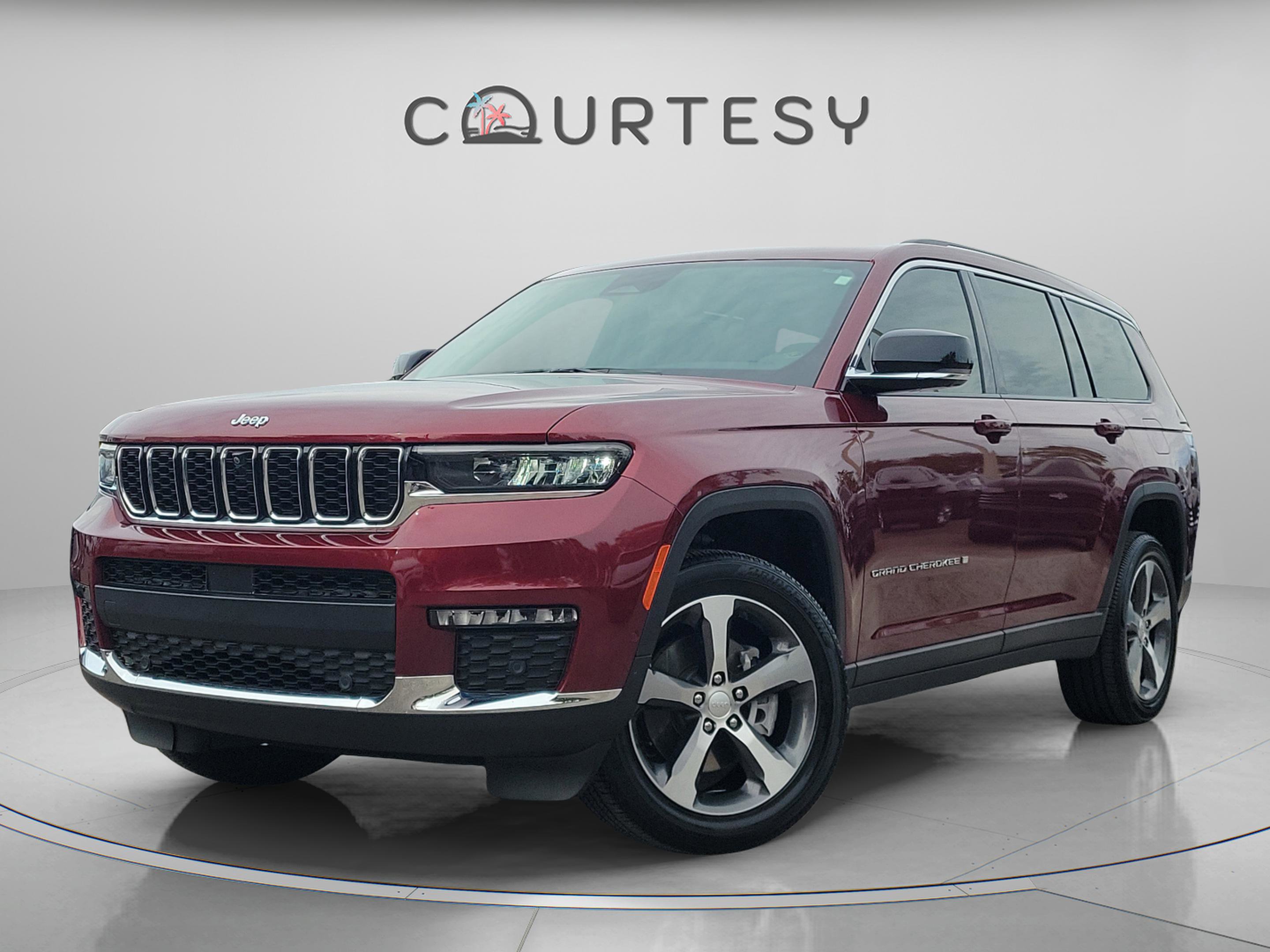 Used 2023 Jeep Grand Cherokee L Limited w/ Luxury Tech Group II image 1