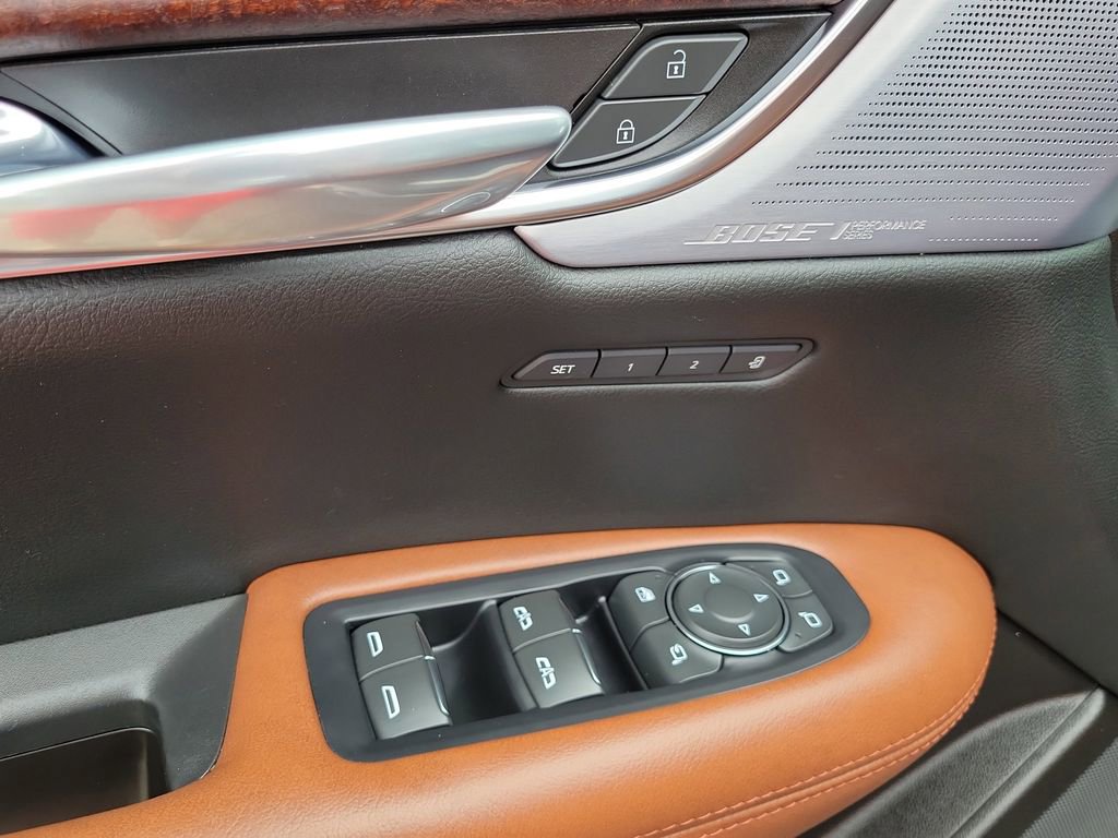 Used 2022 Cadillac XT5 Premium Luxury w/ Technology Package image 21