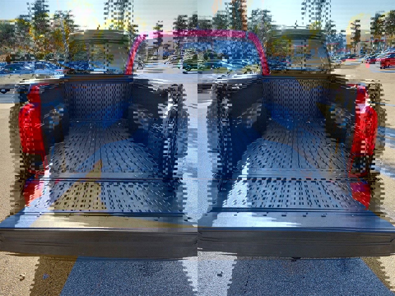 Used 2022 Toyota Tacoma SR image 8