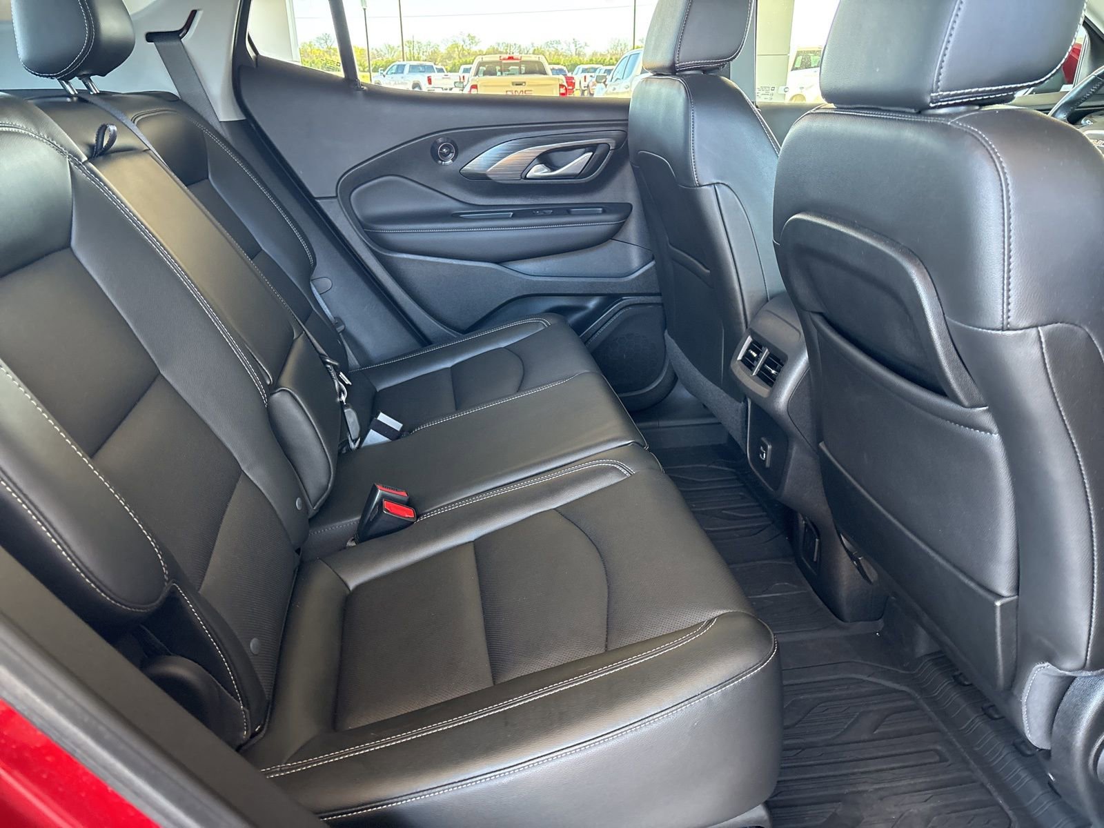 Certified 2022 GMC Terrain SLT w/ LPO, Floor Liner Package image 19
