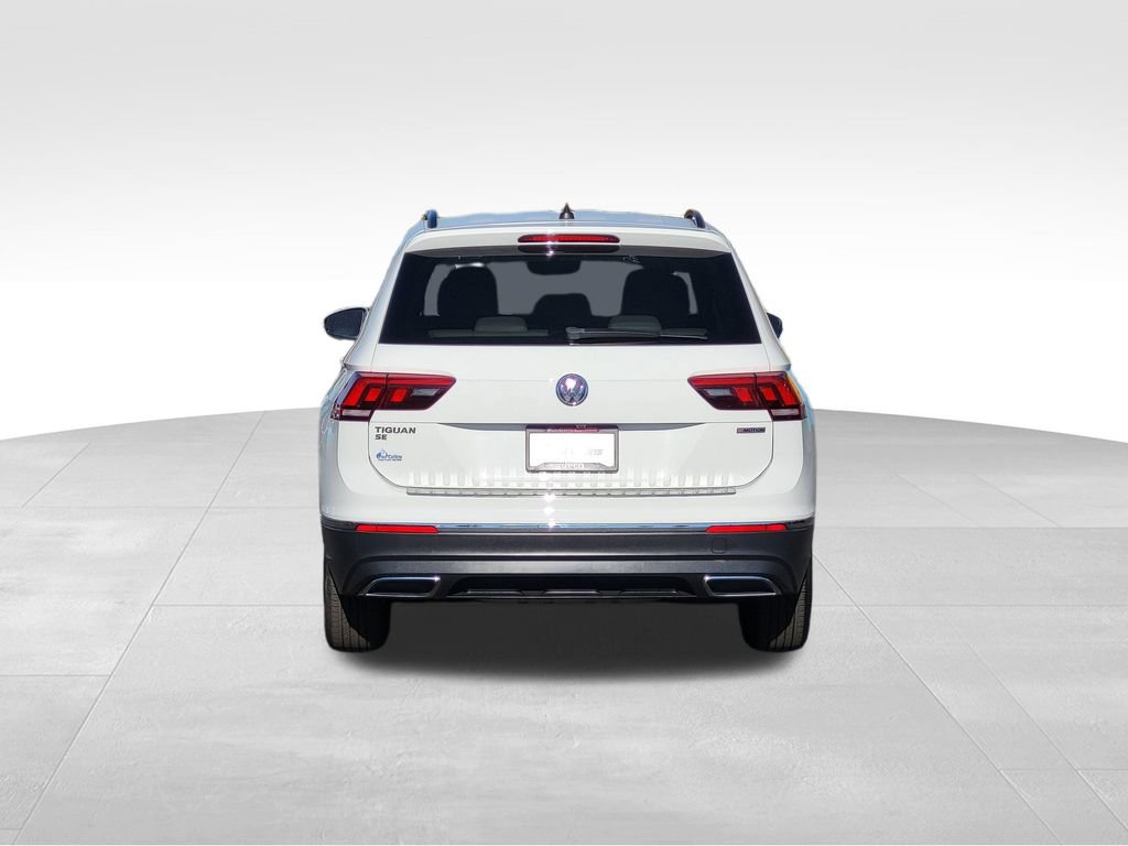 Used 2020 Volkswagen Tiguan SE w/ 3rd Row Seat Package AWD/4WD image 3