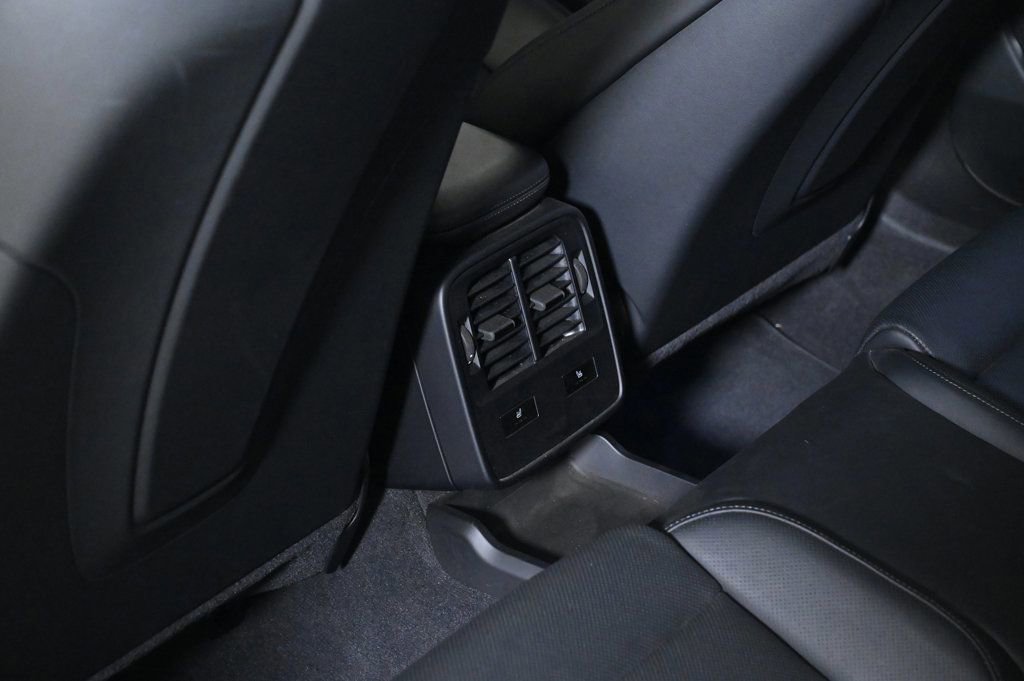 Certified 2023 Porsche Taycan Turbo image 20