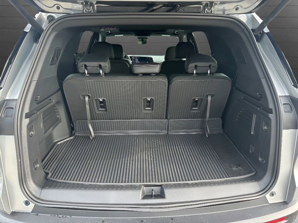 New 2026 Chevrolet Traverse LT image 10