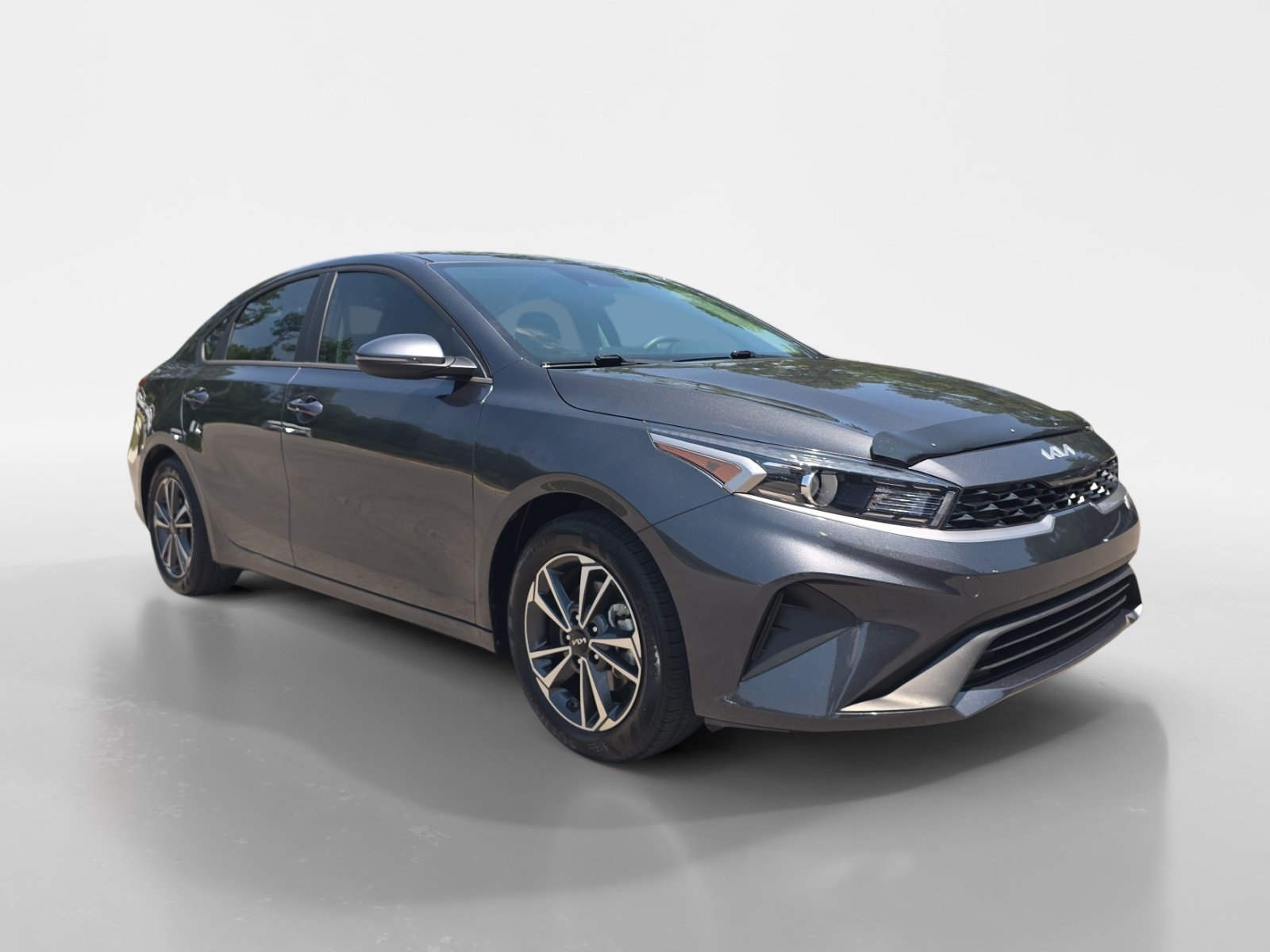 Used 2024 Kia Forte LXS w/ LXS Technology Package FWD image 8