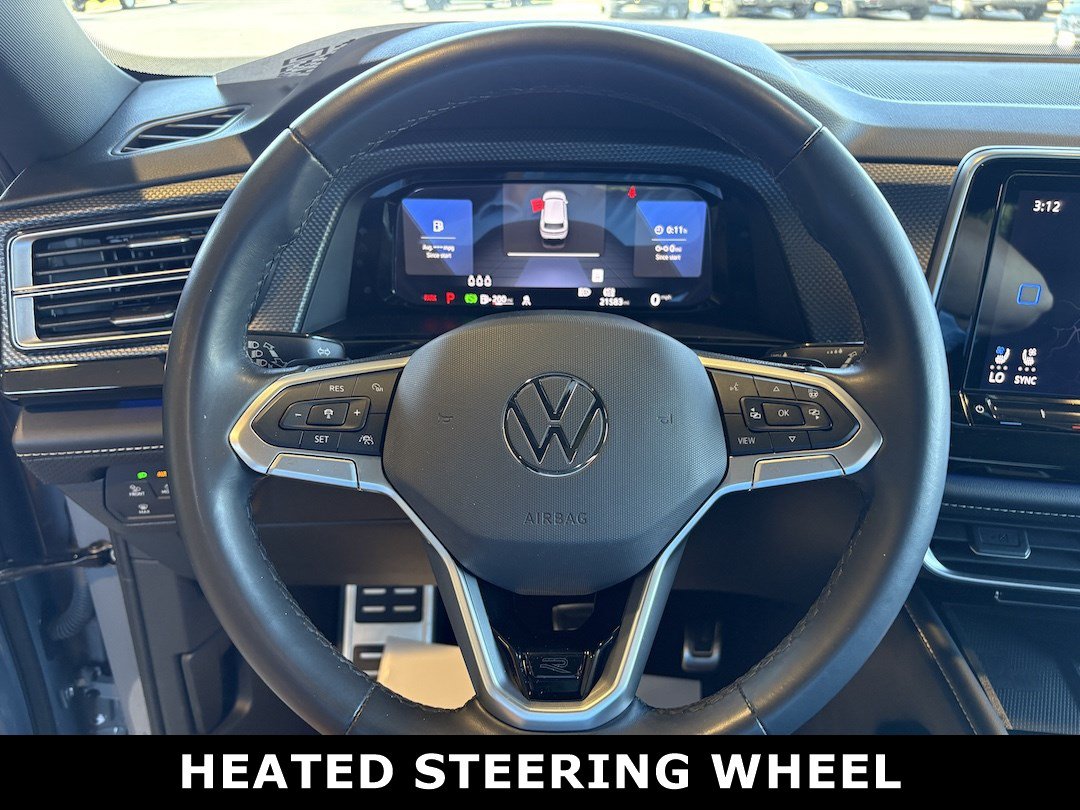 Used 2024 Volkswagen Atlas Cross Sport SEL R-Line AWD/4WD image 11