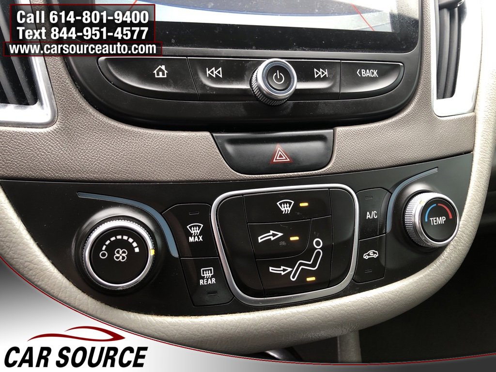 Used 2017 Chevrolet Malibu LT w/ Driver Confidence Package image 20