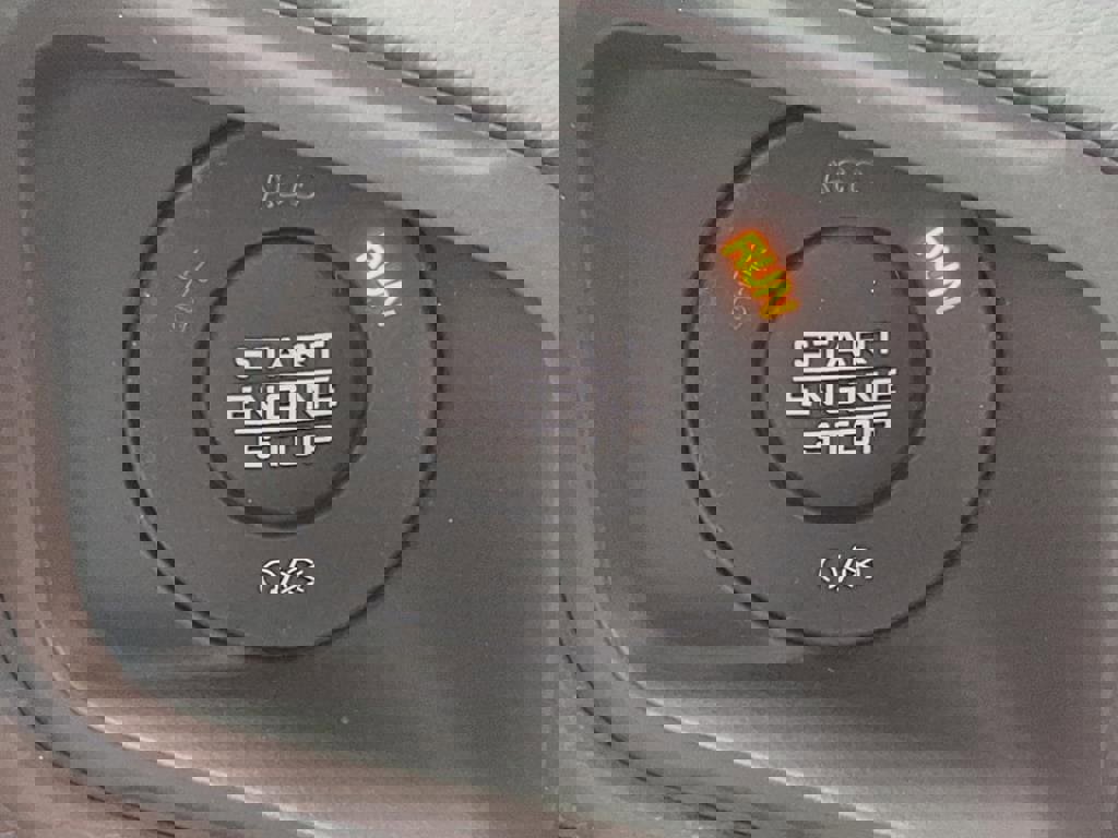 New 2025 Jeep Wrangler Sahara image 15