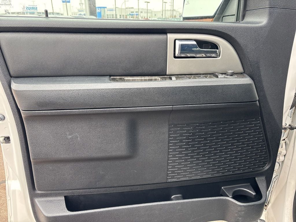 Used 2017 Ford Expedition EL Limited image 12
