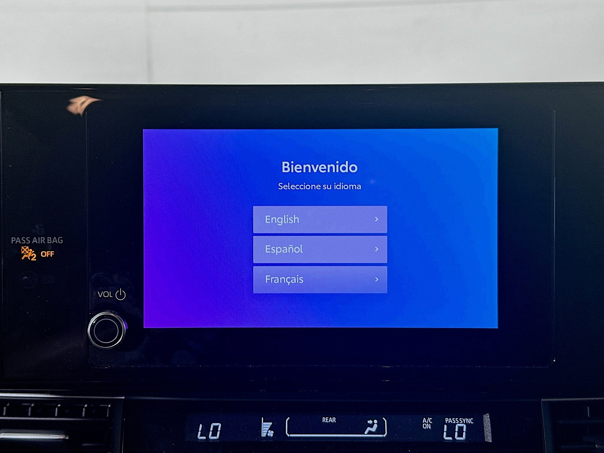 Used 2025 Toyota Sienna LE w/ LE Plus Package AWD/4WD image 24