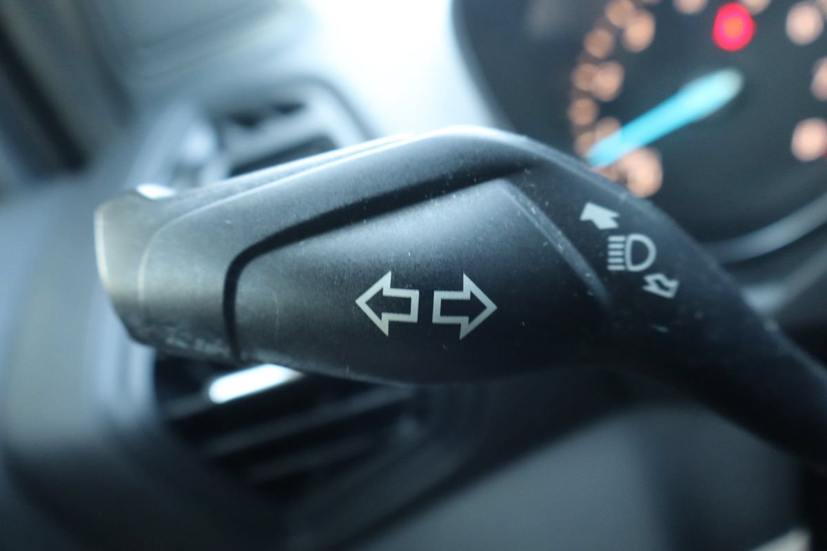 Used 2016 Ford Escape SE FWD image 31