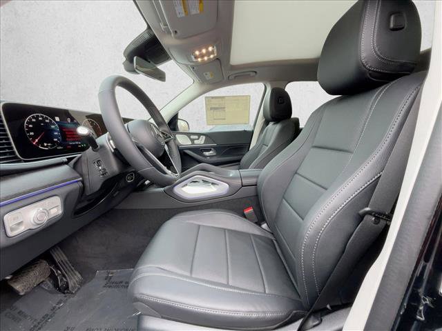 New 2026 Mercedes-Benz GLS 450 4MATIC video 4