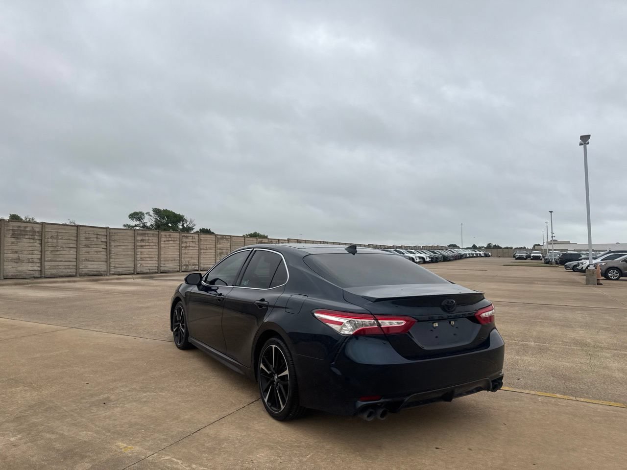 Used 2020 Toyota Camry XSE FWD image 18