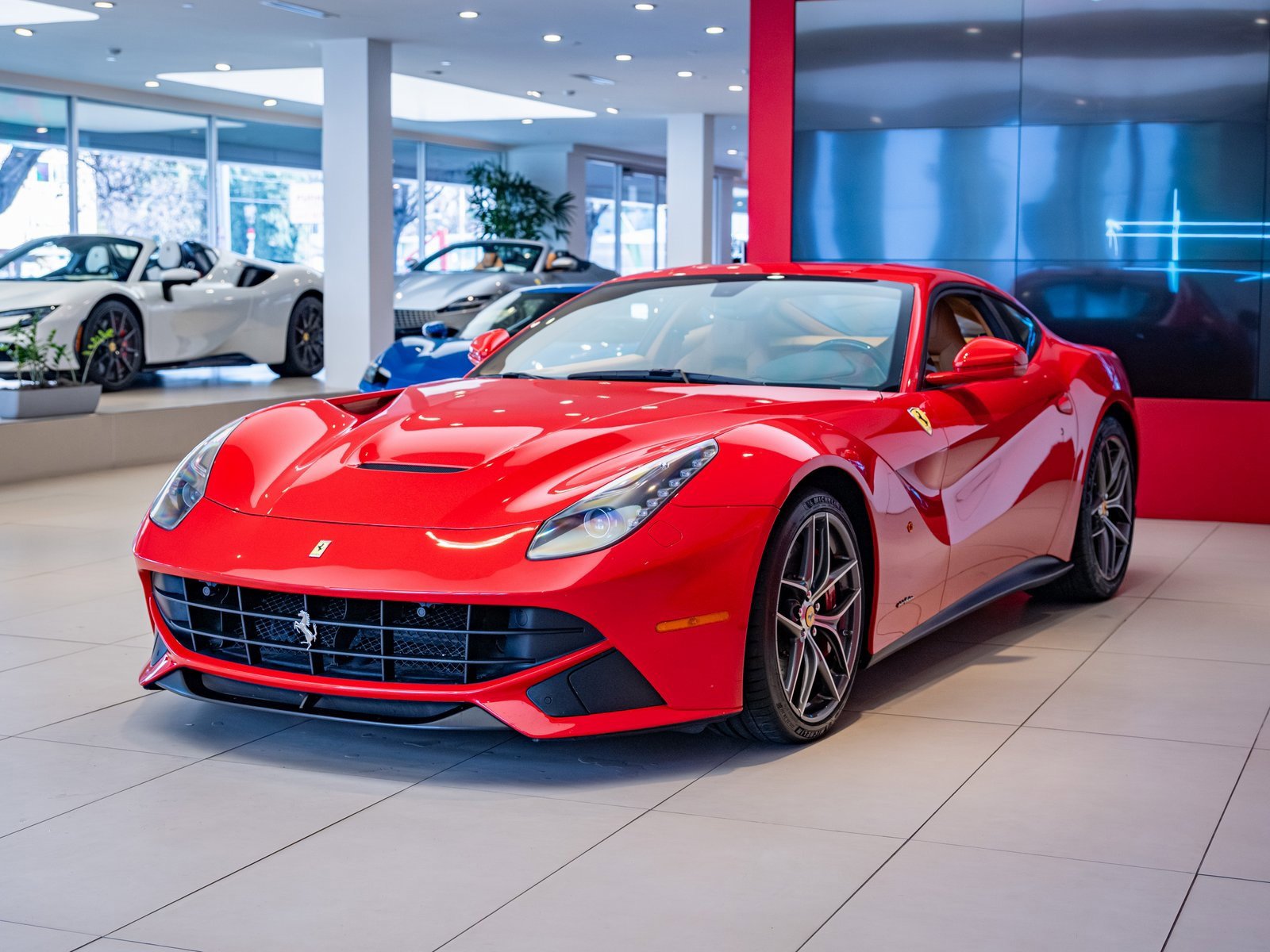 Used 2015 Ferrari F12 Berlinetta image 4