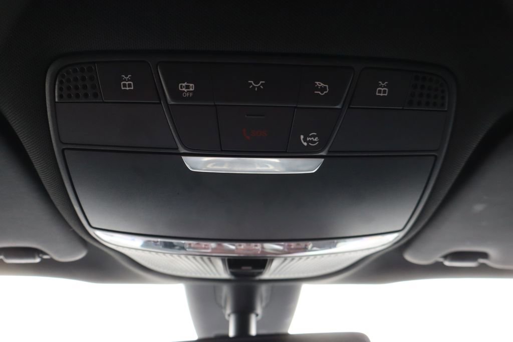 Used 2020 Mercedes-Benz GLC 300 4MATIC Coupe image 18