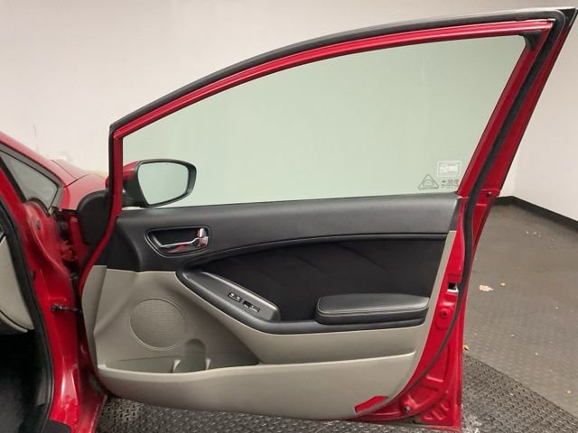 Used 2015 Kia Forte LX w/ Popular Package image 19