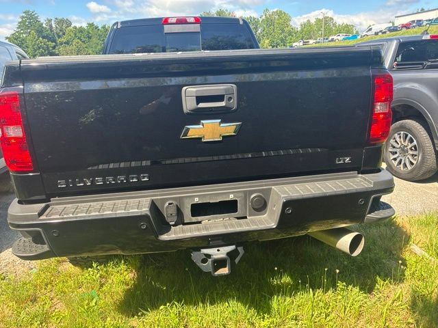 Used 2019 Chevrolet Silverado 2500 LTZ w/ Duramax Plus Package AWD/4WD image 6