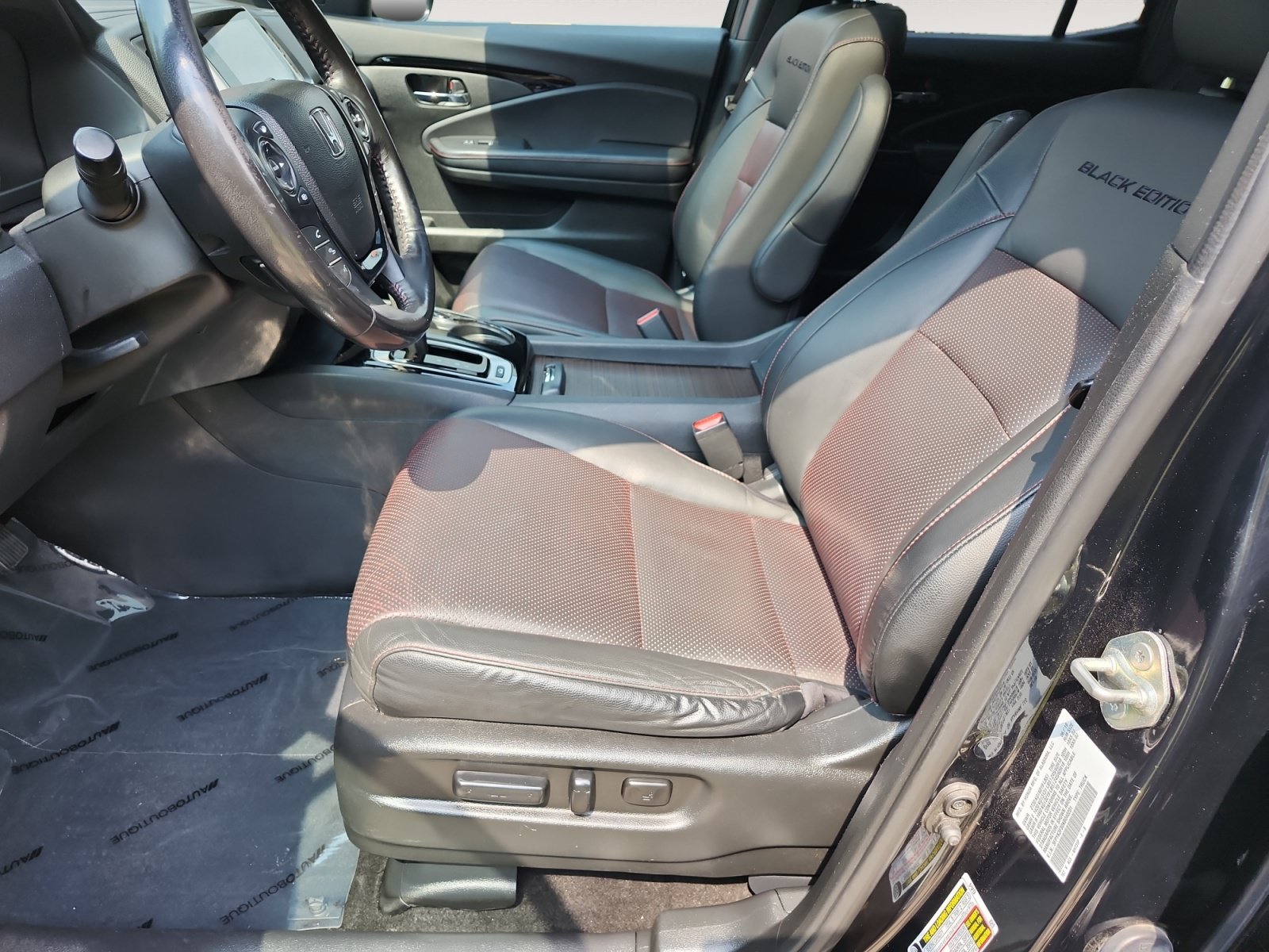 Used 2019 Honda Ridgeline Black Edition image 17