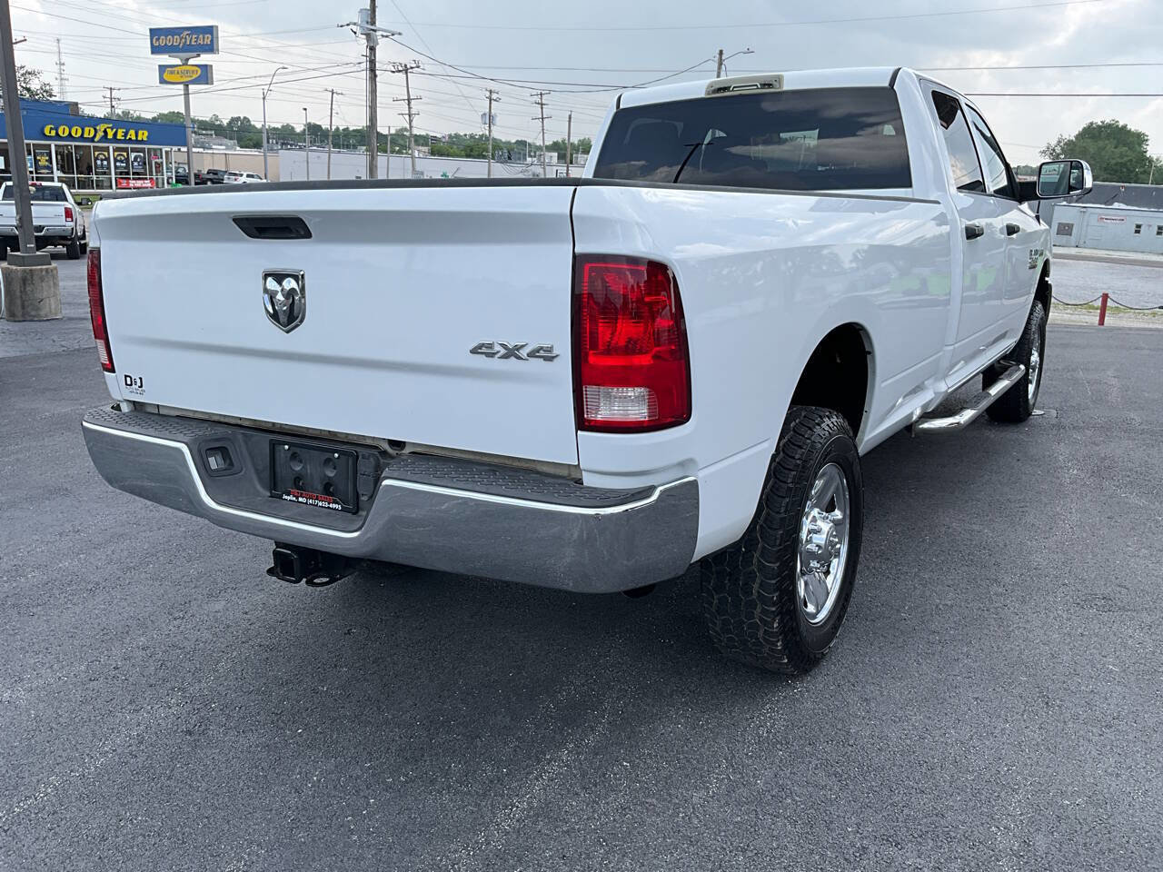 Used 2014 RAM 2500 Tradesman w/ Chrome Appearance Group AWD/4WD image 6