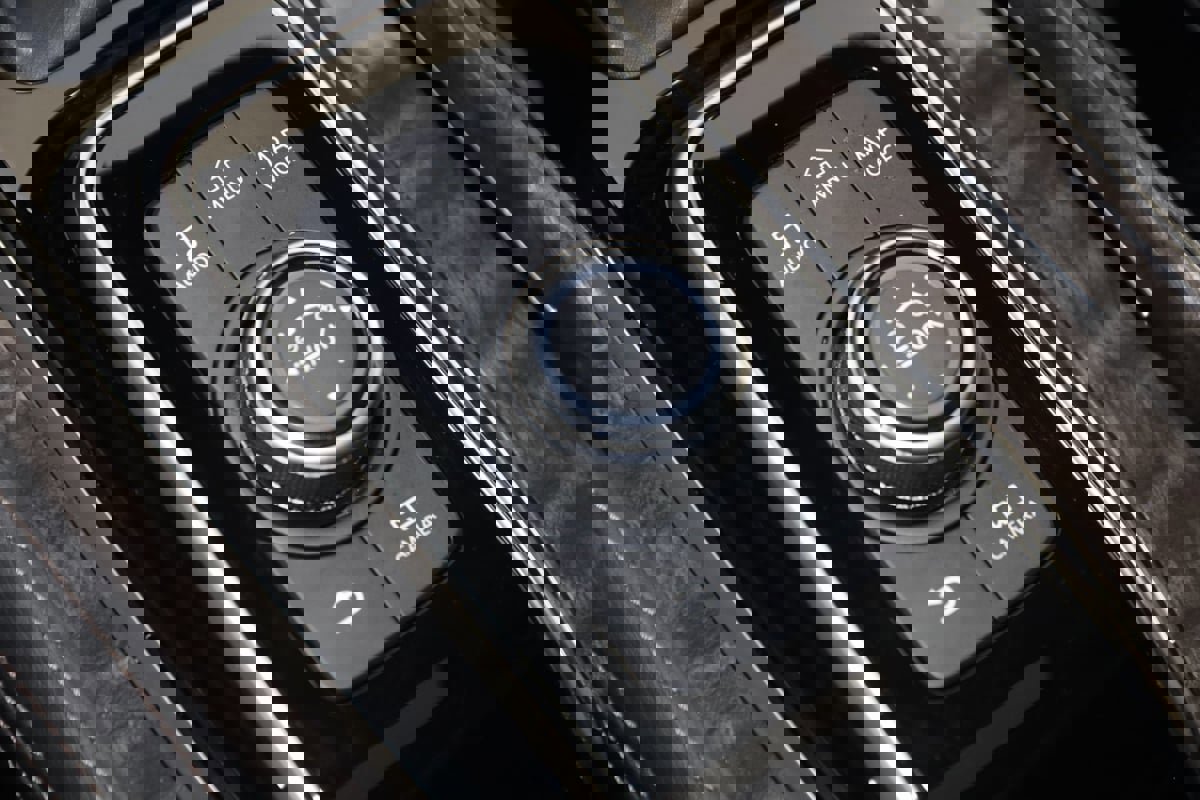 Used 2024 Nissan Armada Platinum w/ Captain's Chairs Package image 26