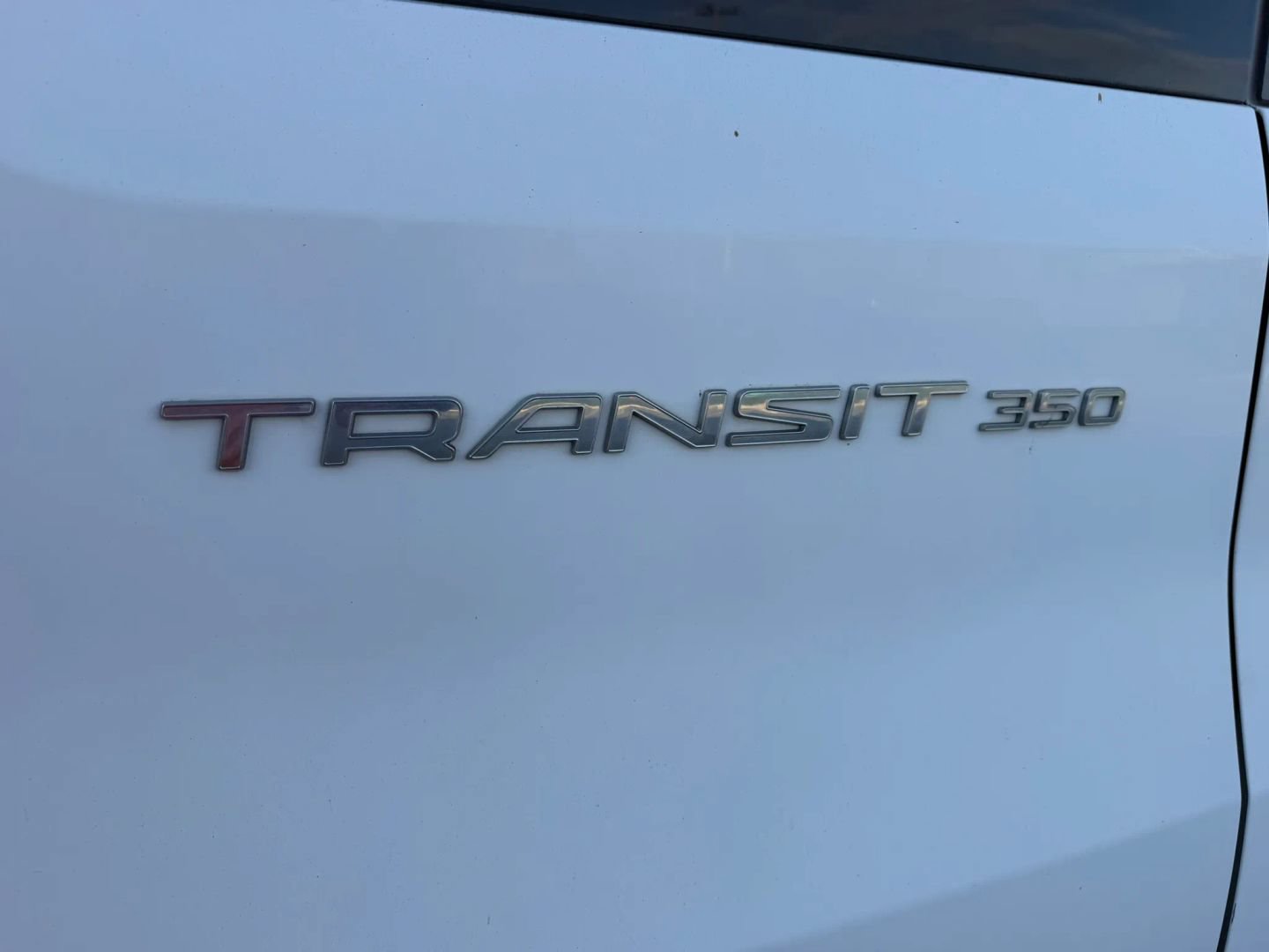 Used 2018 Ford Transit 350 XLT RWD image 27