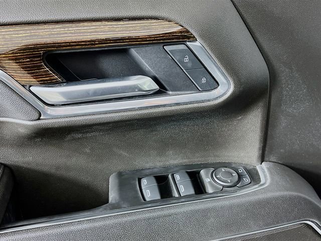 Used 2025 GMC Sierra 1500 Elevation image 30