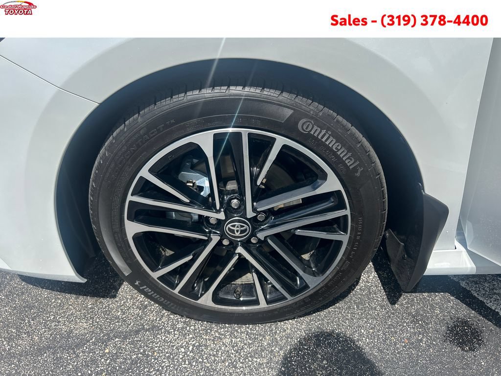 Certified 2026 Toyota Camry XLE w/ Premium Plus Package FWD image 26