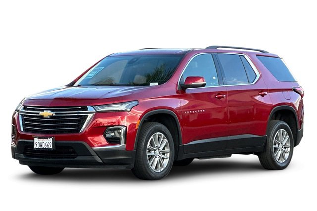 Used 2023 Chevrolet Traverse LT
