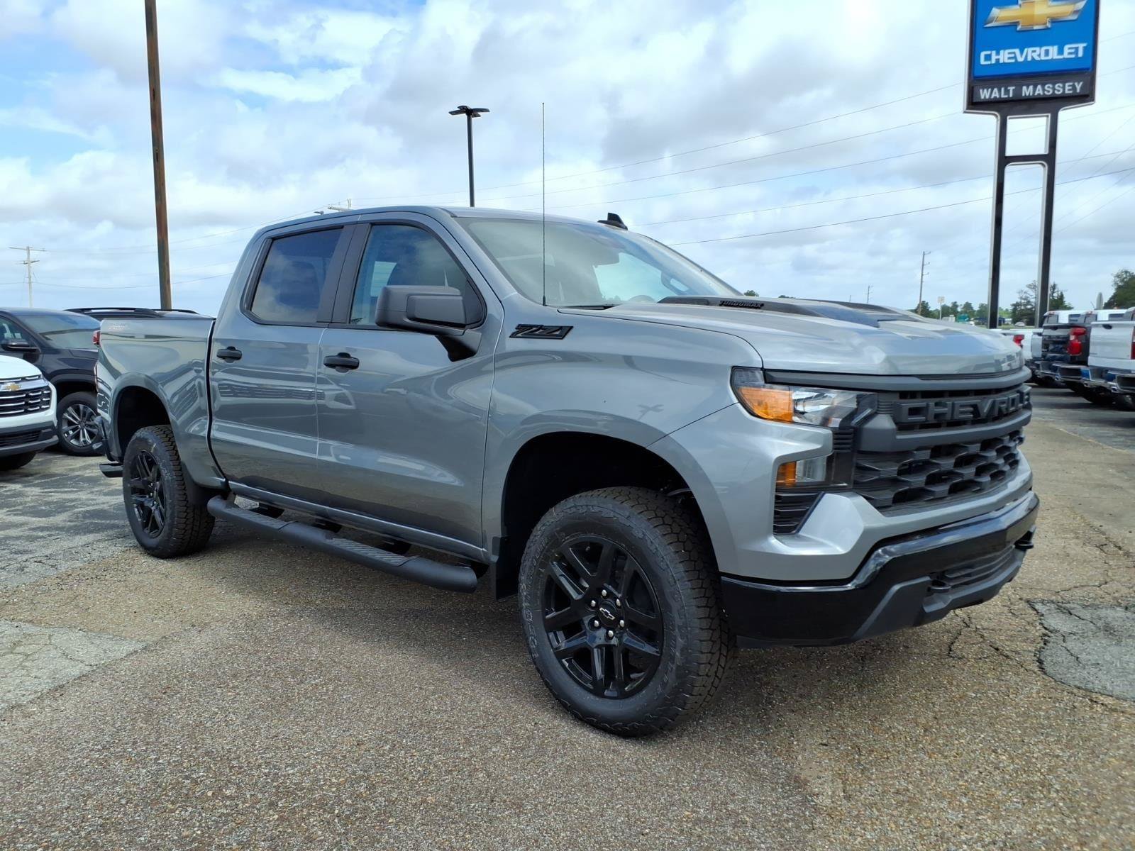 New 2026 Chevrolet Silverado 1500 Custom Trail Boss w/ Turbomax Blackout Package AWD/4WD image 7