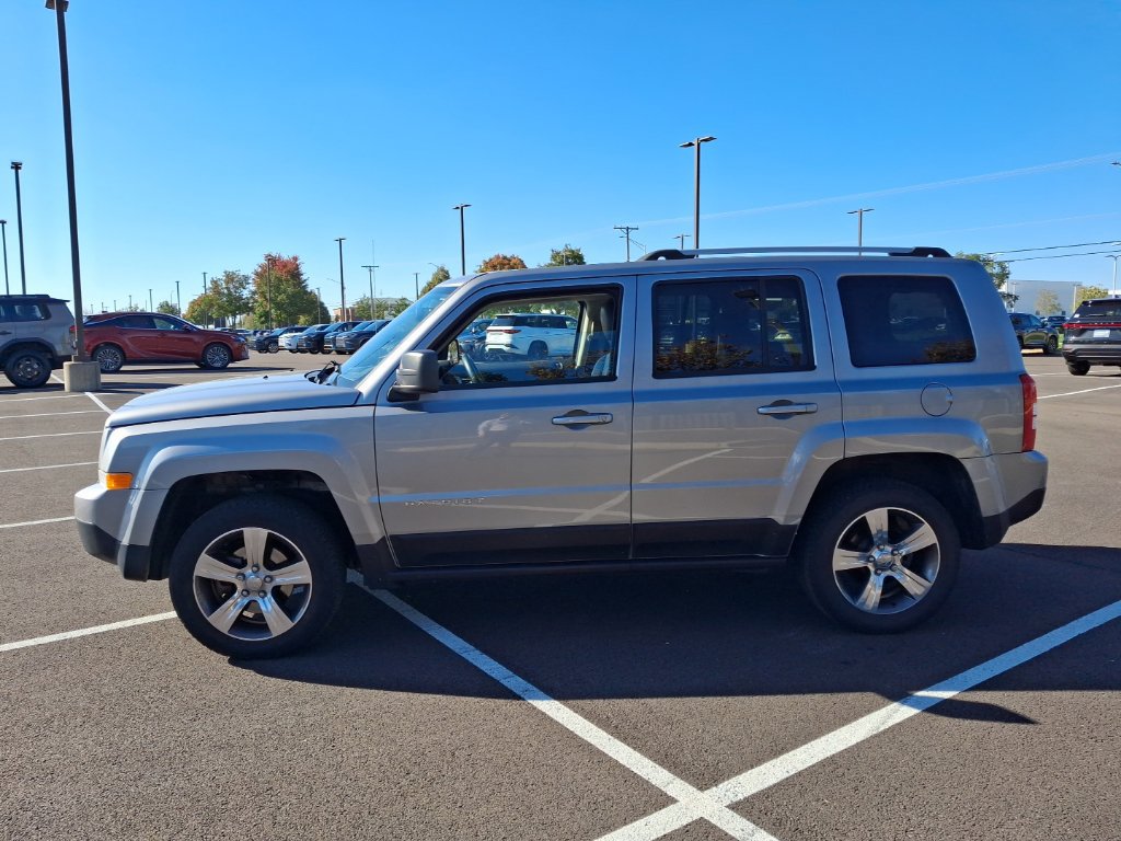 Used 2016 Jeep Patriot High Altitude AWD/4WD image 6