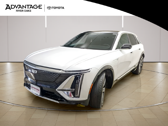 Used 2024 Cadillac Lyriq Luxury AWD/4WD image 4
