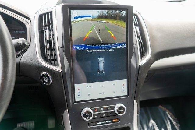 Used 2022 Ford Edge SE image 26