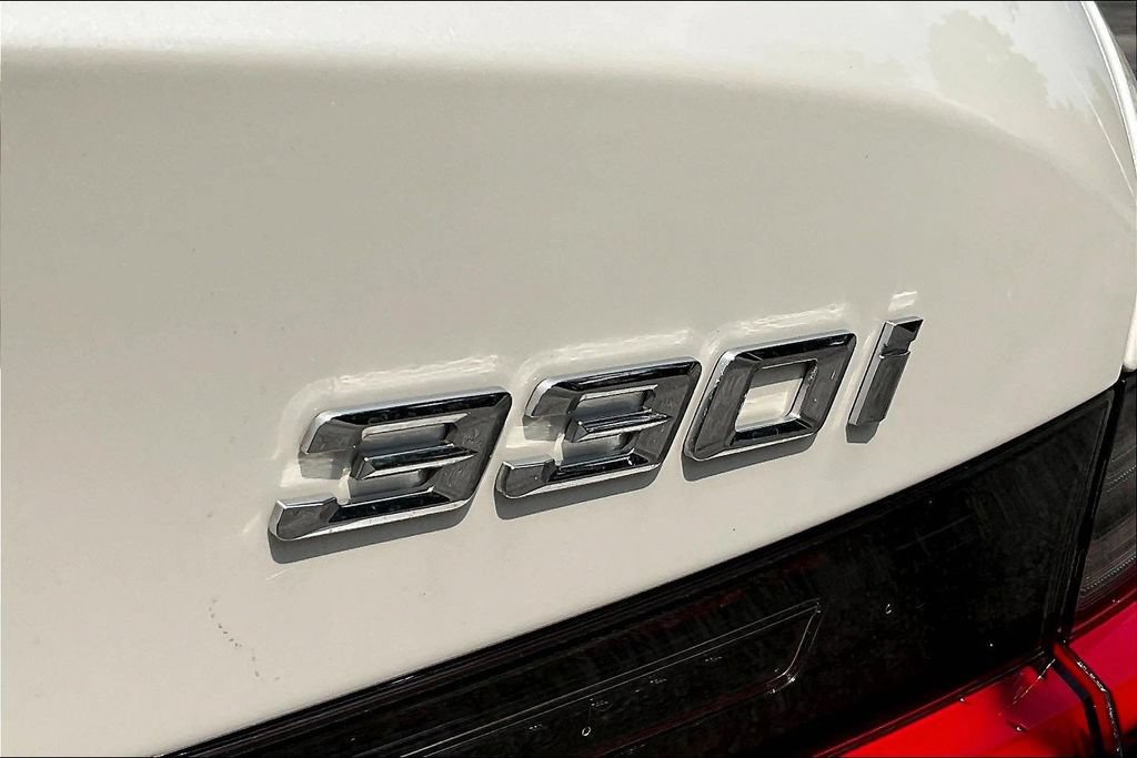 Used 2025 BMW 330i Sedan RWD image 27