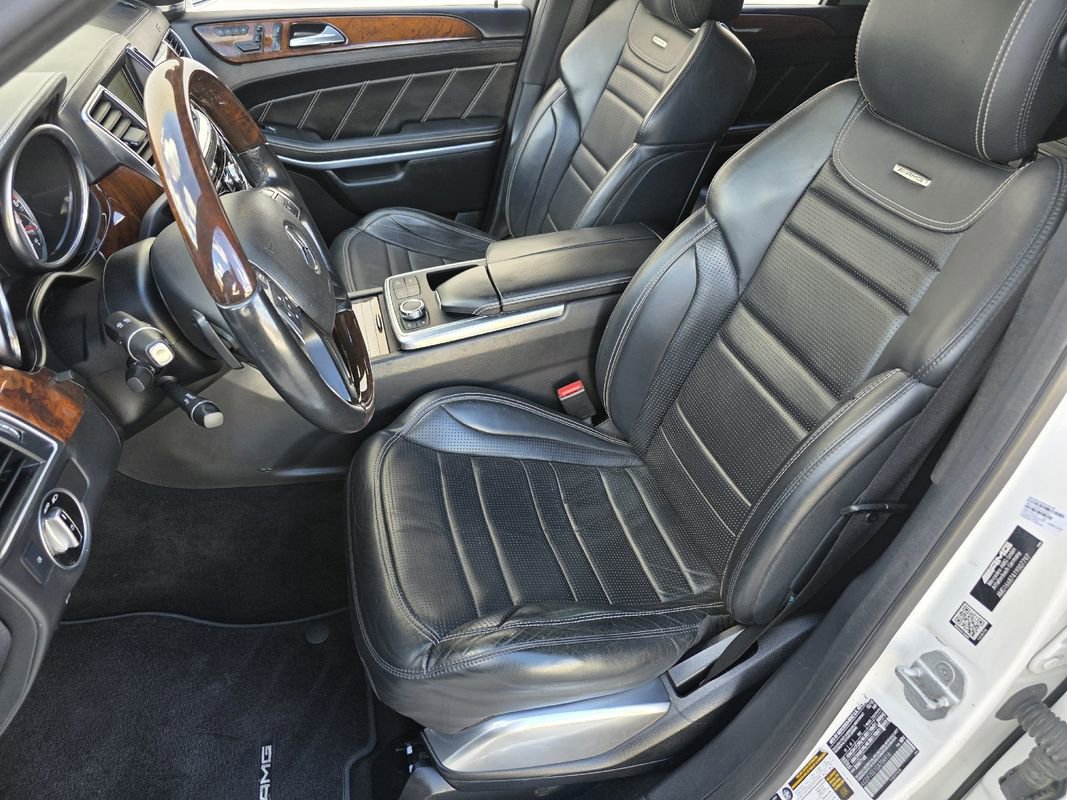Used 2016 Mercedes-Benz GL 63 AMG 4MATIC image 11