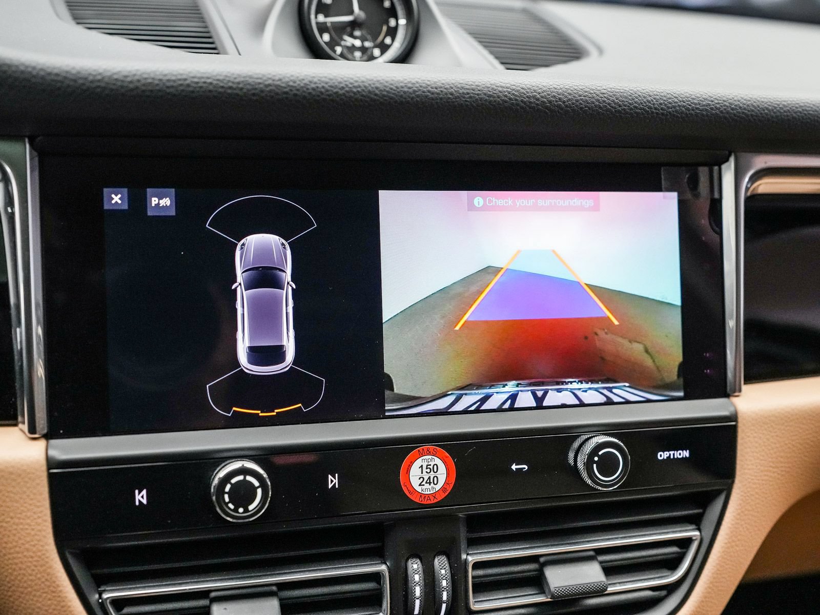 Certified 2026 Porsche Macan AWD/4WD image 26