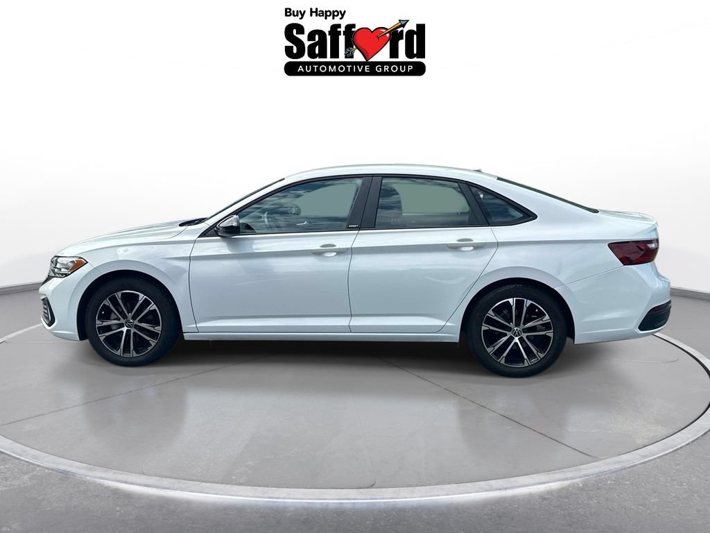 Used 2023 Volkswagen Jetta Sport FWD image 4