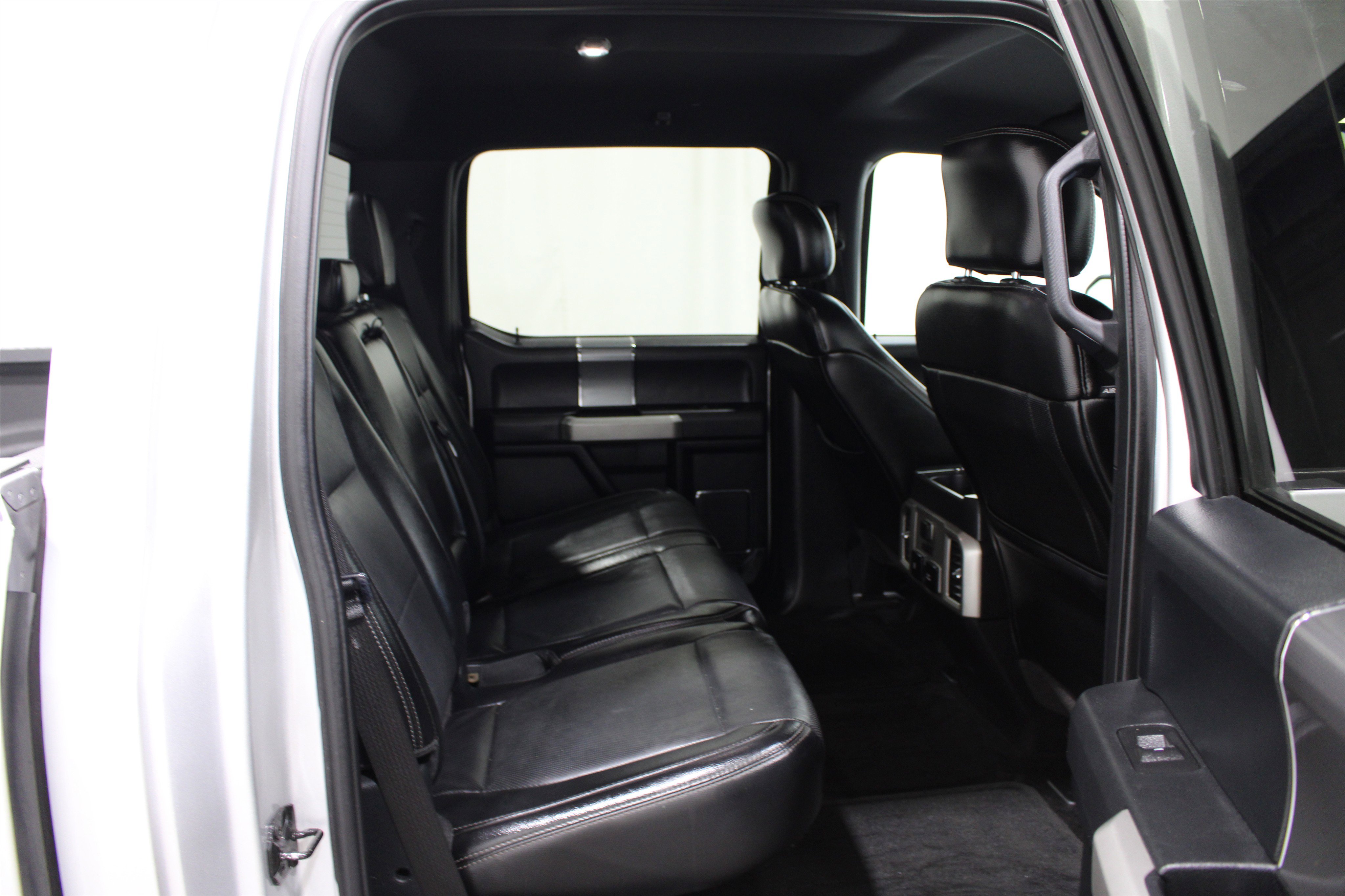 Used 2017 Ford F150 Lariat w/ Equipment Group 502A Luxury RWD image 23
