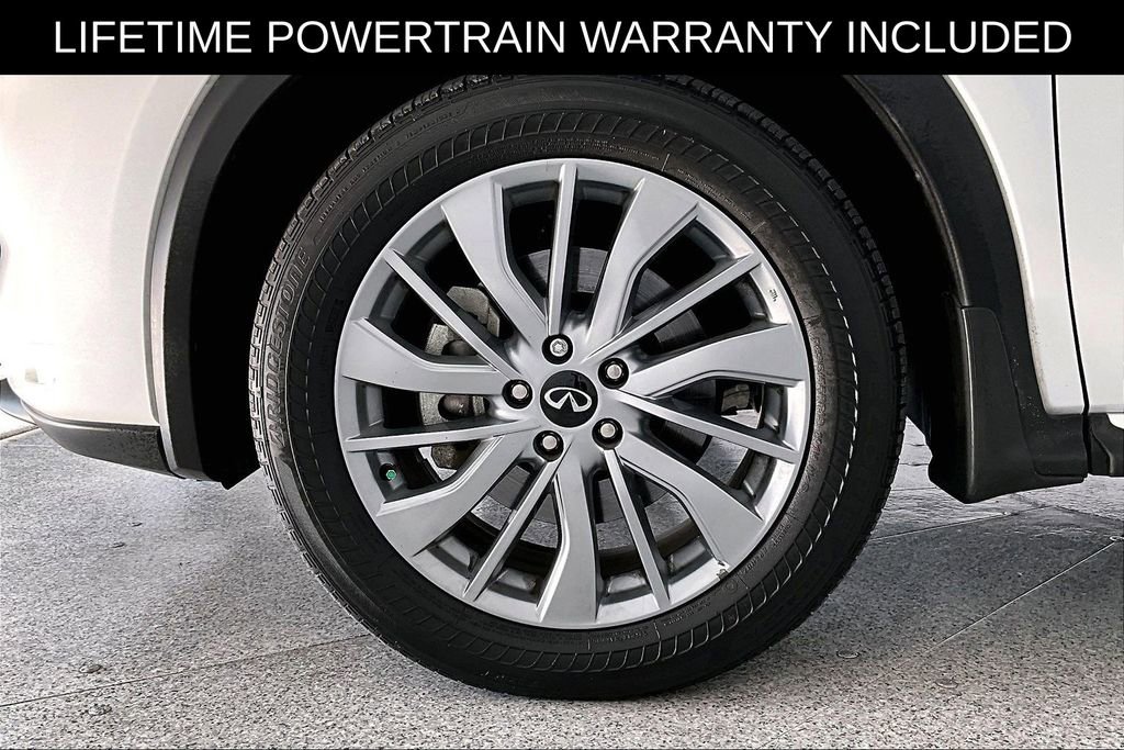 Certified 2025 INFINITI QX50 Luxe image 12