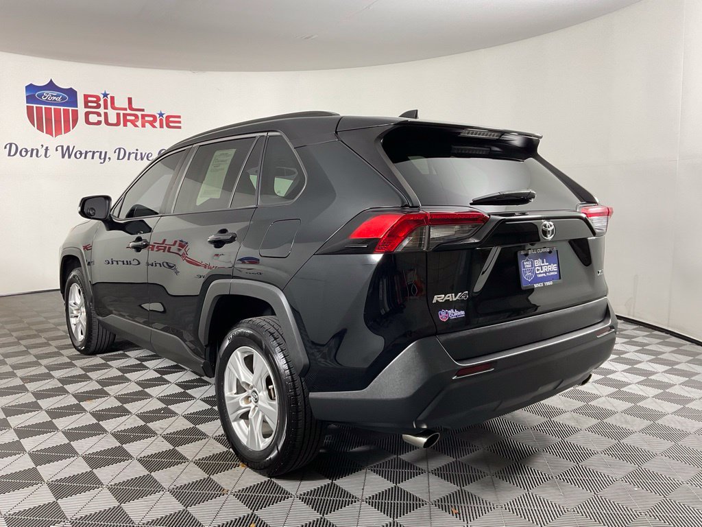 Used 2020 Toyota RAV4 XLE FWD image 5