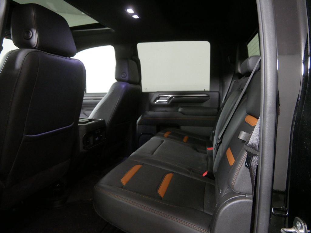 Used 2024 GMC Sierra 3500 AT4 w/ AT4 Premium Plus Package AWD/4WD image 22