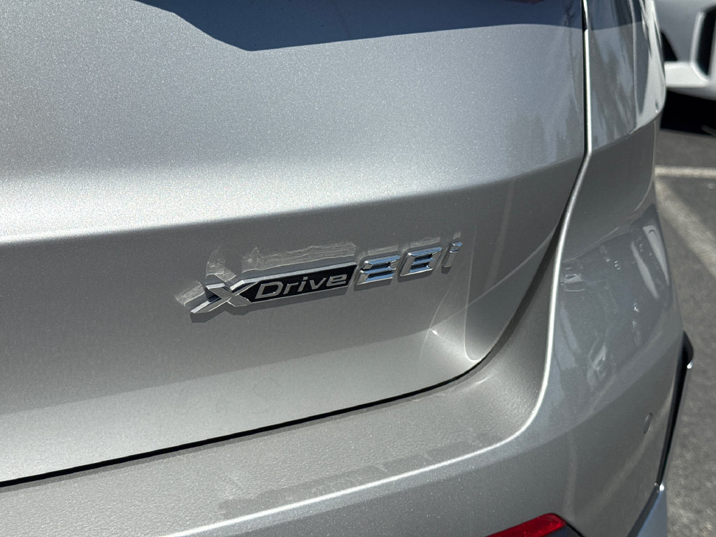 New 2026 BMW X1 xDrive28i w/ Technology Package AWD/4WD image 10