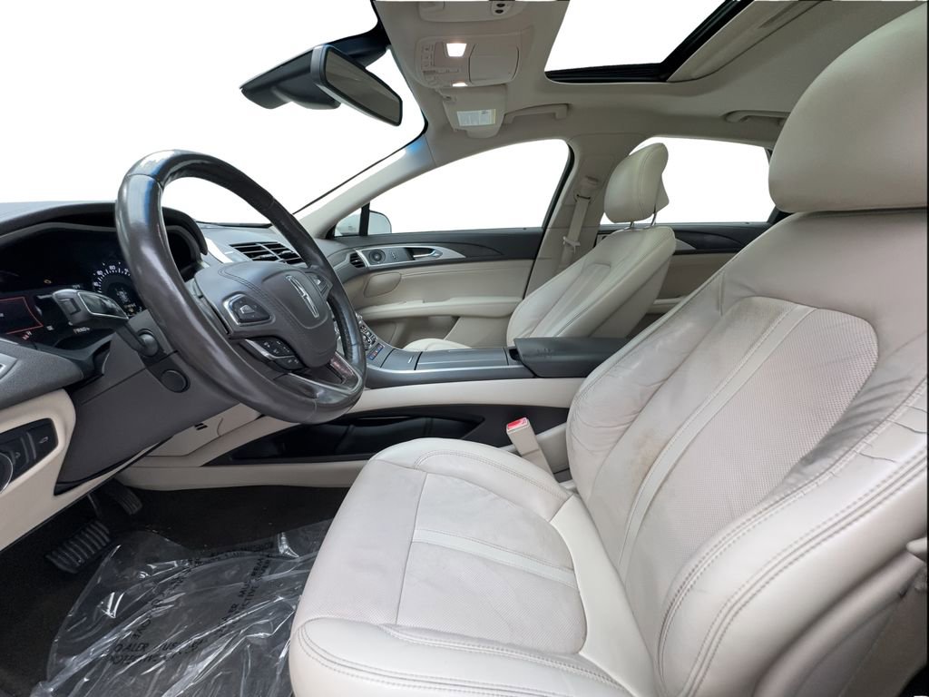 Used 2019 Lincoln MKZ Reserve FWD image 19