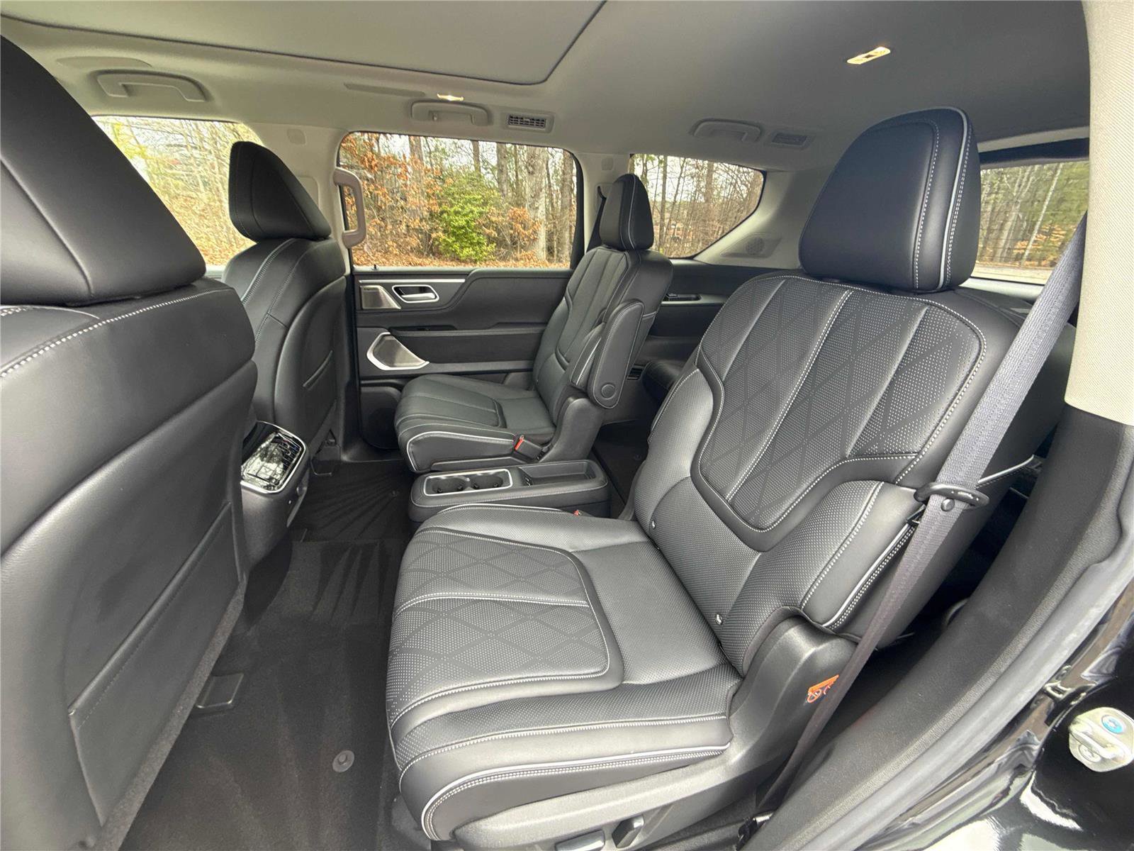 Certified 2025 INFINITI QX80 Sensory image 11