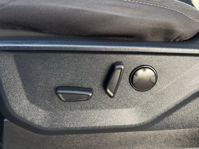 Used 2022 Ford F150 XLT w/ Equipment Group 302A High image 30