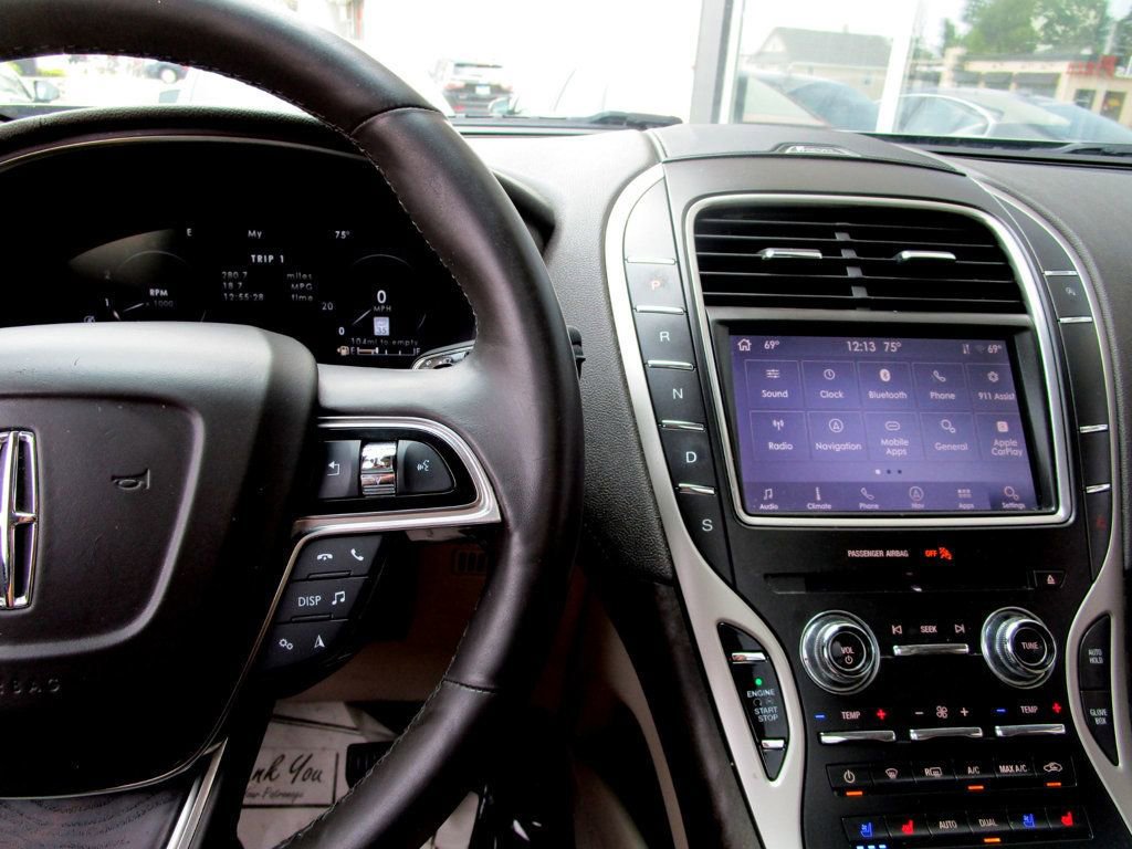 Used 2020 Lincoln Nautilus Reserve AWD/4WD image 22