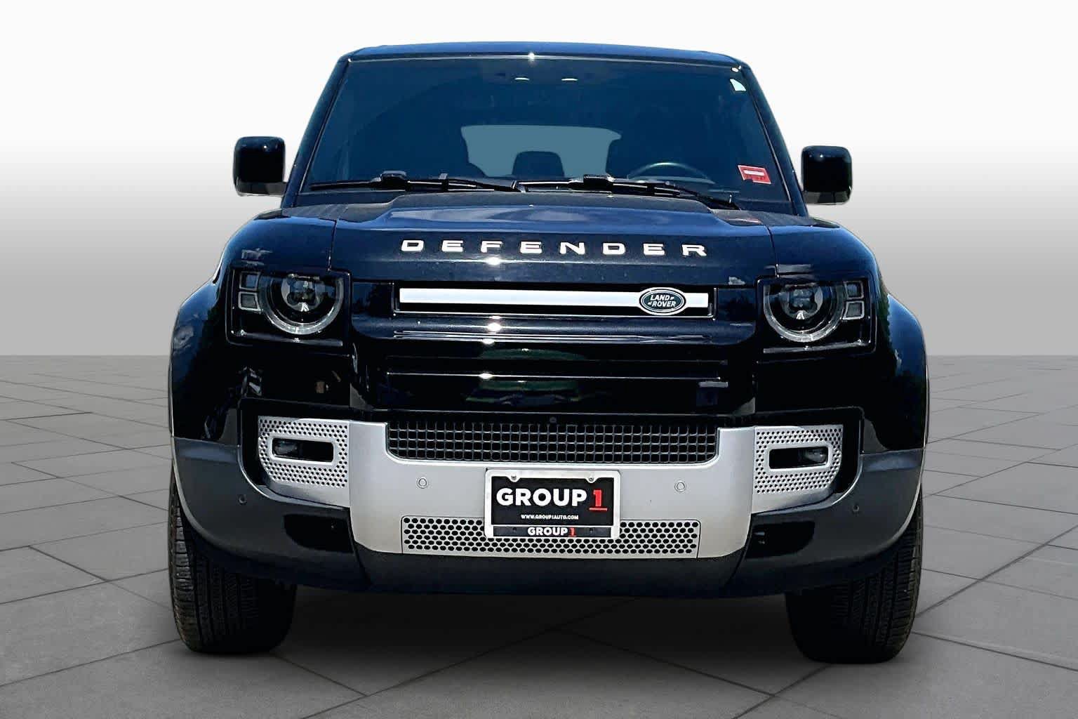 Used 2023 Land Rover Defender 110 SE AWD/4WD image 4