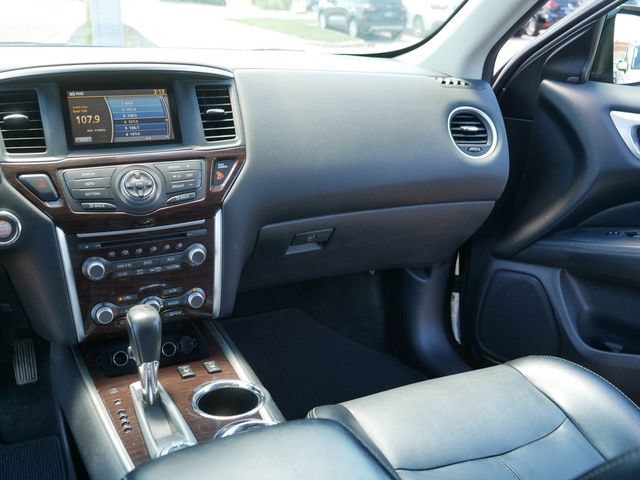 Used 2015 Nissan Pathfinder SL w/ Trailer Tow Package FWD image 24