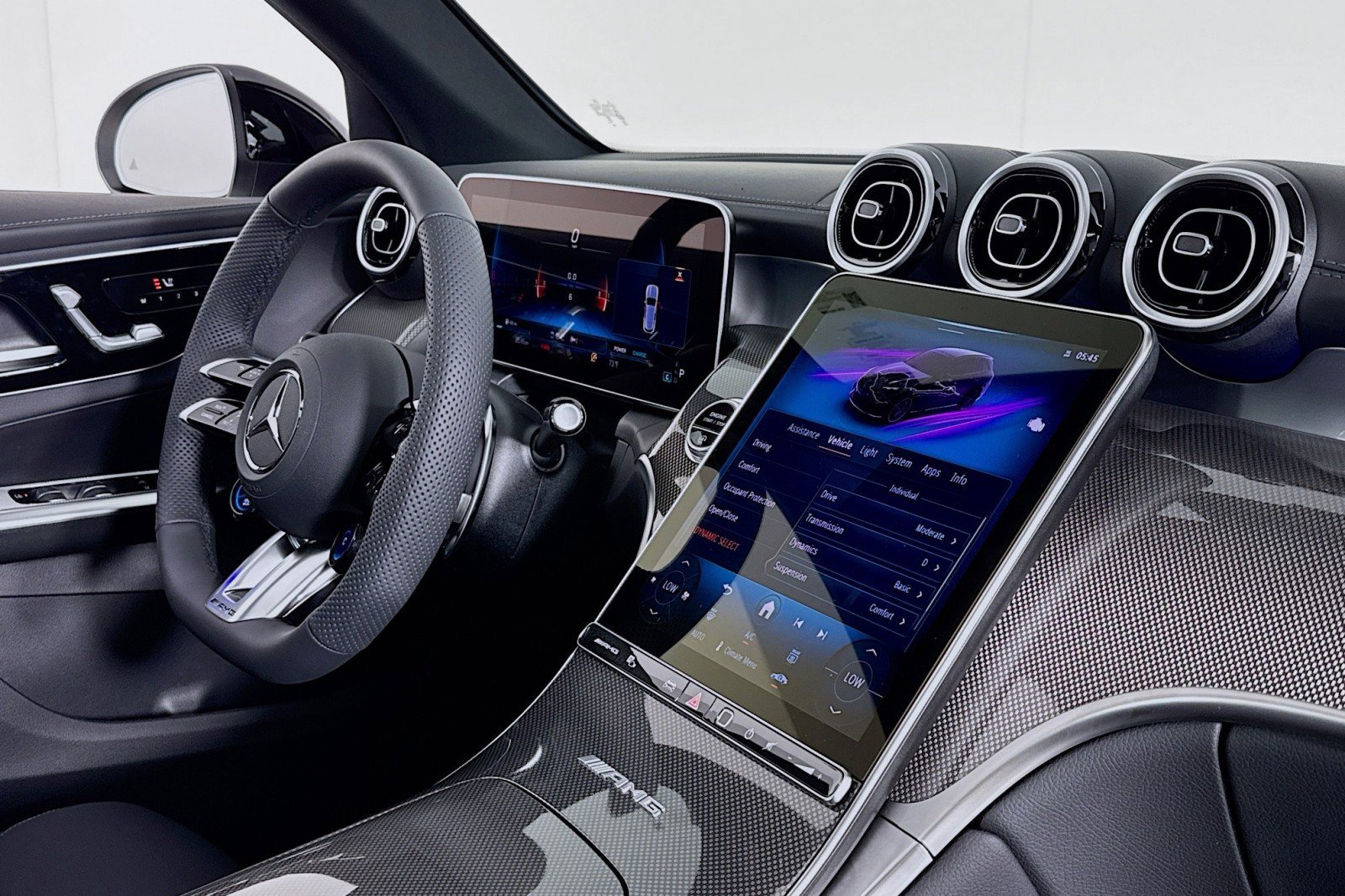 New 2025 Mercedes-Benz GLC 43 AMG 4MATIC image 15