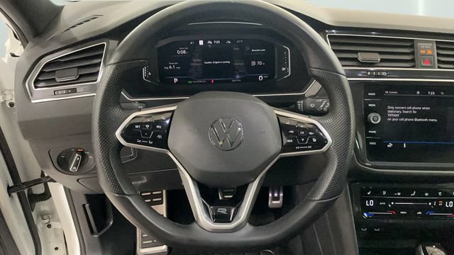 Certified 2023 Volkswagen Tiguan SEL R-Line AWD/4WD image 15
