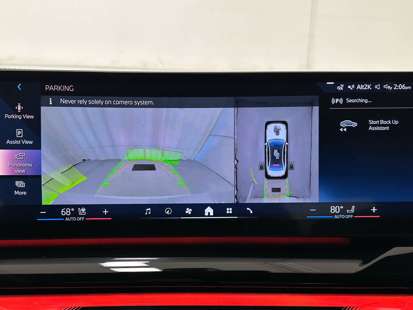 Used 2025 BMW i5 xDrive40 w/ M Sport Package AWD/4WD image 36