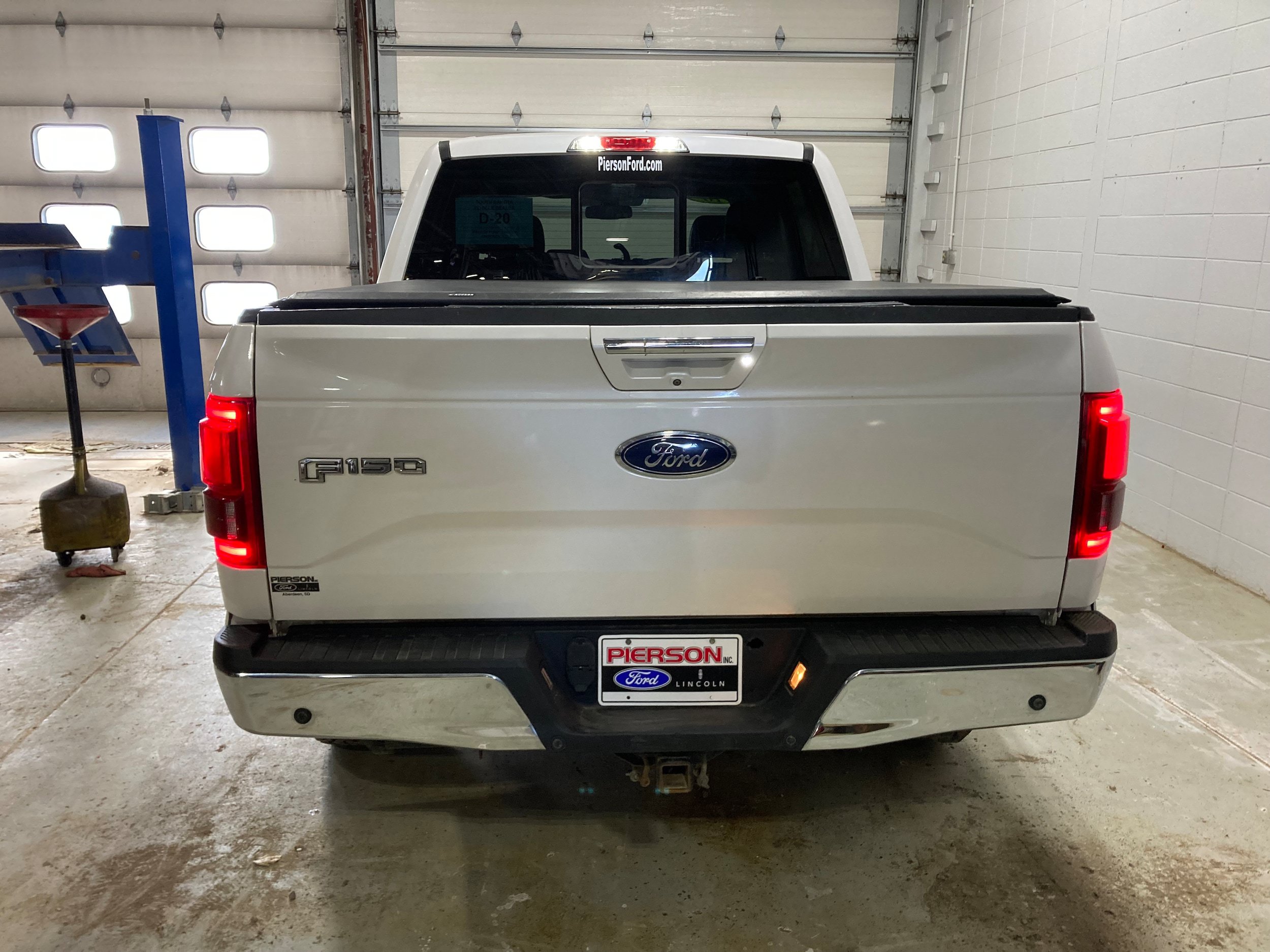 Used 2016 Ford F150 Lariat w/ Equipment Group 502A Luxury AWD/4WD image 15